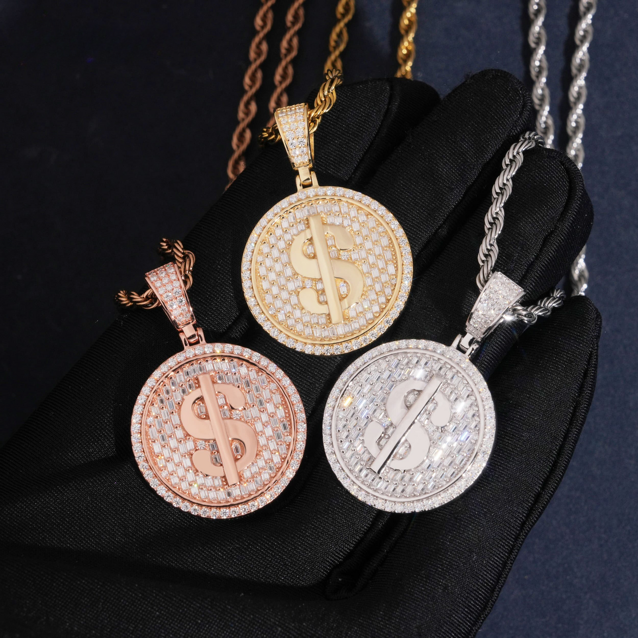 Dije de moneda con signo de dólar con diamantes de laboratorio – Oro de 14k