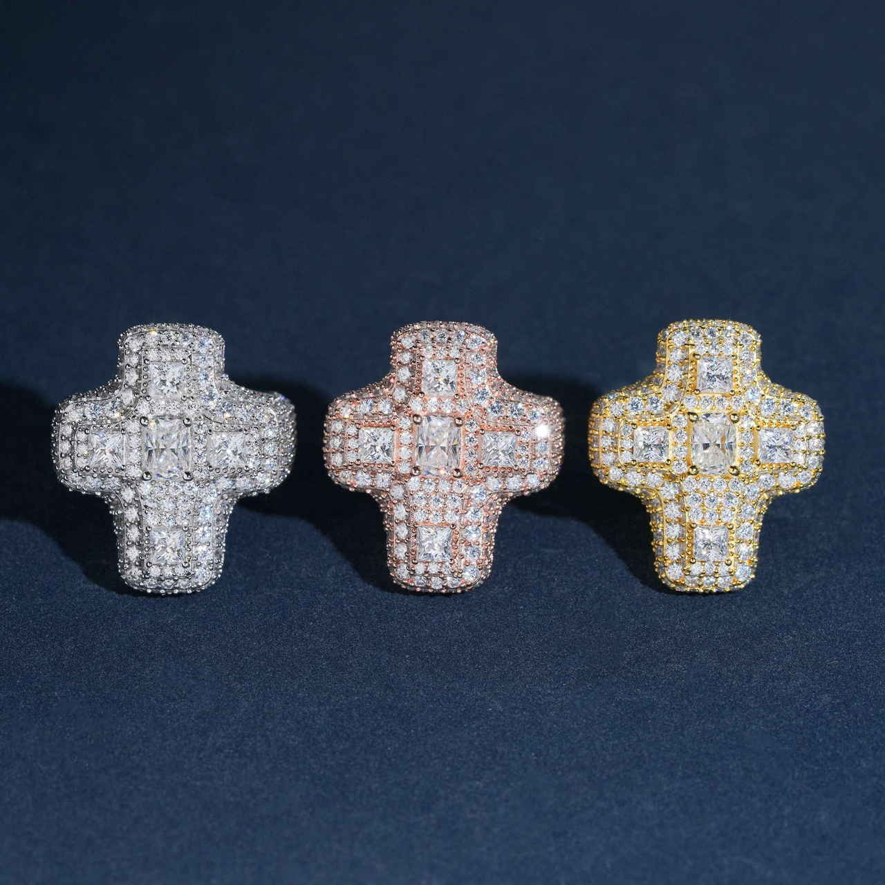 Anillo con diamante de laboratorio Princess Cut cruzado - Oro de 14k