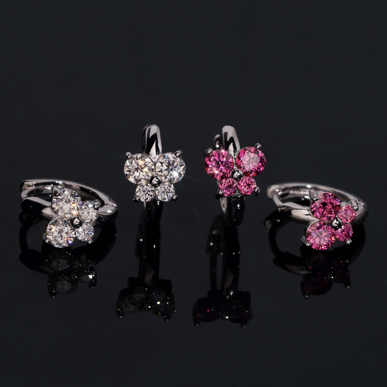 Pendientes de aro con mariposa y diamantes creados en laboratorio – Oro de 14k
