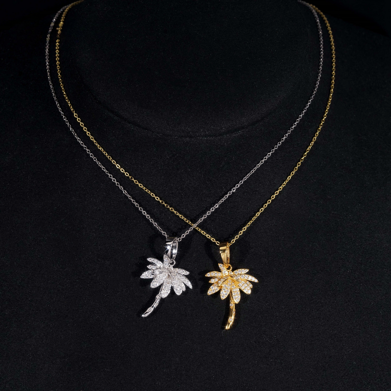 Dije de Palma con Diamante de Laboratorio – Oro de 14k