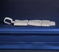 Colgante de diamante sintético de oro de 14k con engaste de panal personalizado