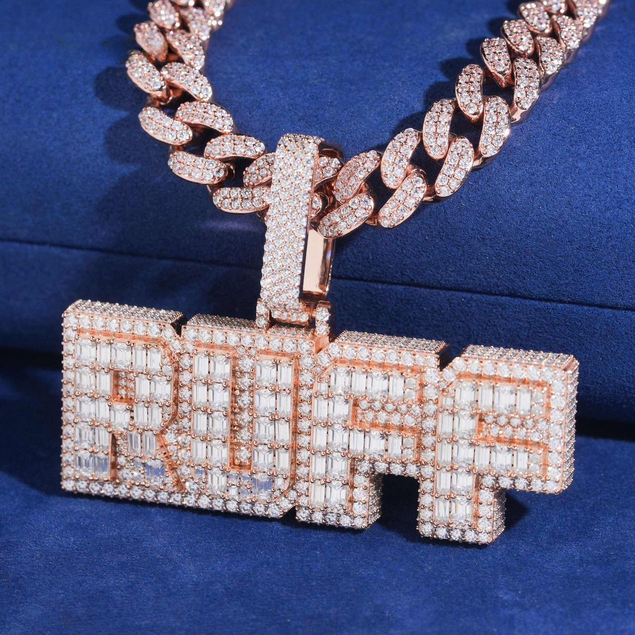 Colgante personalizado con diamante cultivado en laboratorio – Oro de 14k