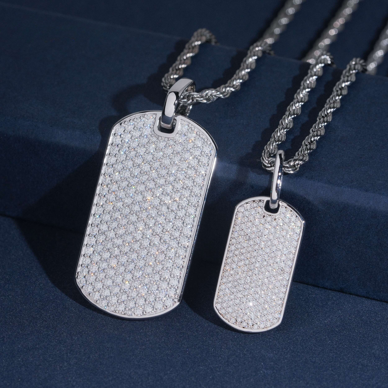 Colgante de chapa militar helado con diamantes de laboratorio – Oro de 14k