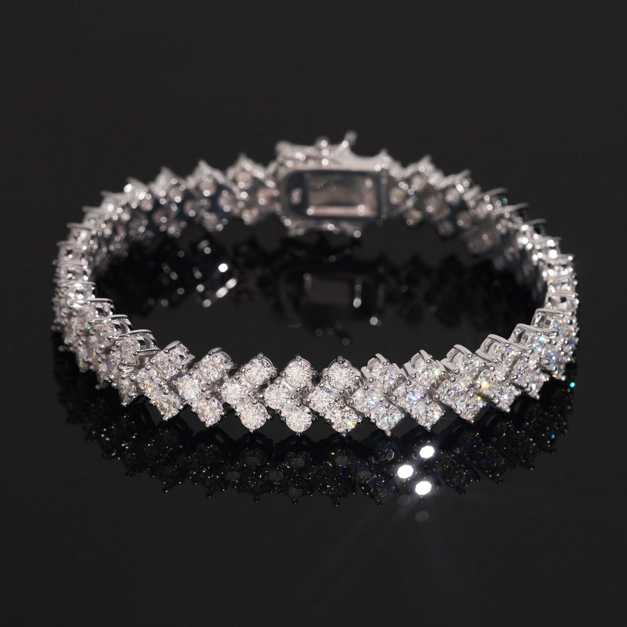Pulsera de diamantes de laboratorio Triple Stone Tennis – Oro de 14k
