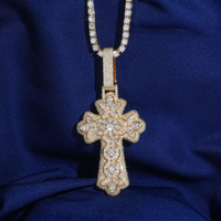Colgante de cruz con diamantes de laboratorio de talla marquesa y pera, de oro de 14k