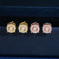 Pendientes de Botón con Halo Pavé Redondo de Sol Radiante y Diamantes de Laboratorio – Oro de 14k
