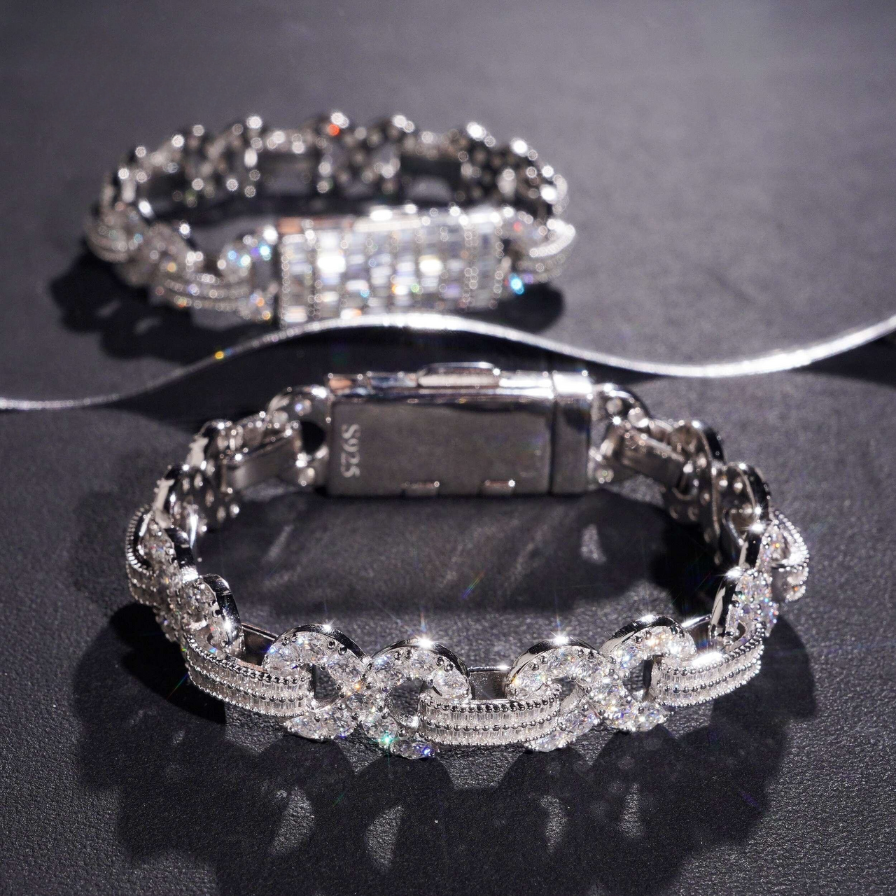 Pulsera Baguette de Eslabones Infinitos – Diamante de Laboratorio VVS Oro de 14k