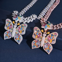 Colgante Mariposa Multicolor Diamante de Laboratorio – Oro de 14k