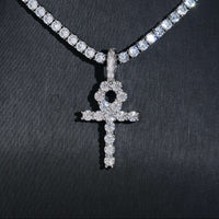 Colgante Ankh con diamantes creados en laboratorio – Oro de 14k