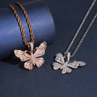 Colgante de mariposa con diamante de laboratorio – Oro de 14k
