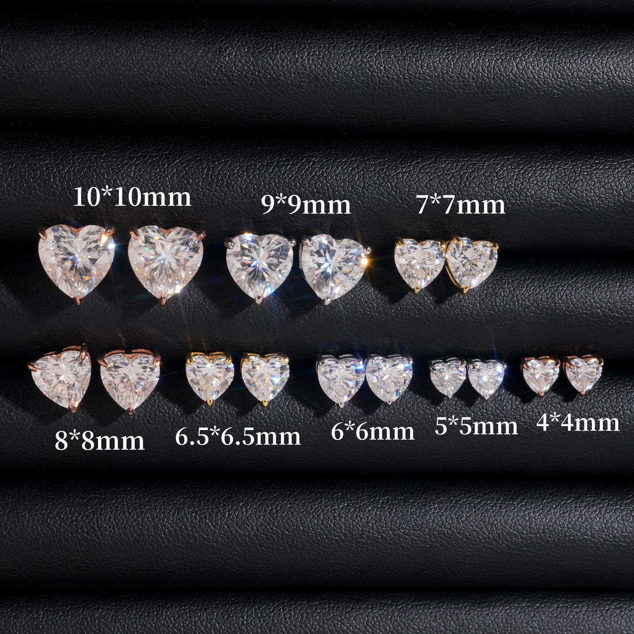 Pendientes de Oro de 14k con Diamante de Laboratorio y Diseño de Corazón con Garras