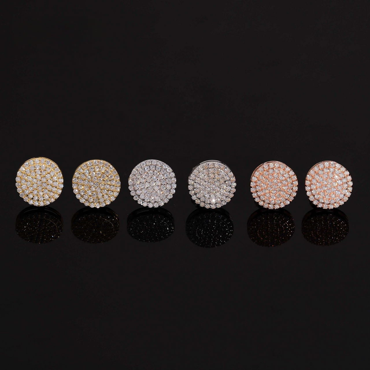 Pendientes de botón con forma de círculo y doble halo con pavé de diamante cultivado – Oro de 14k