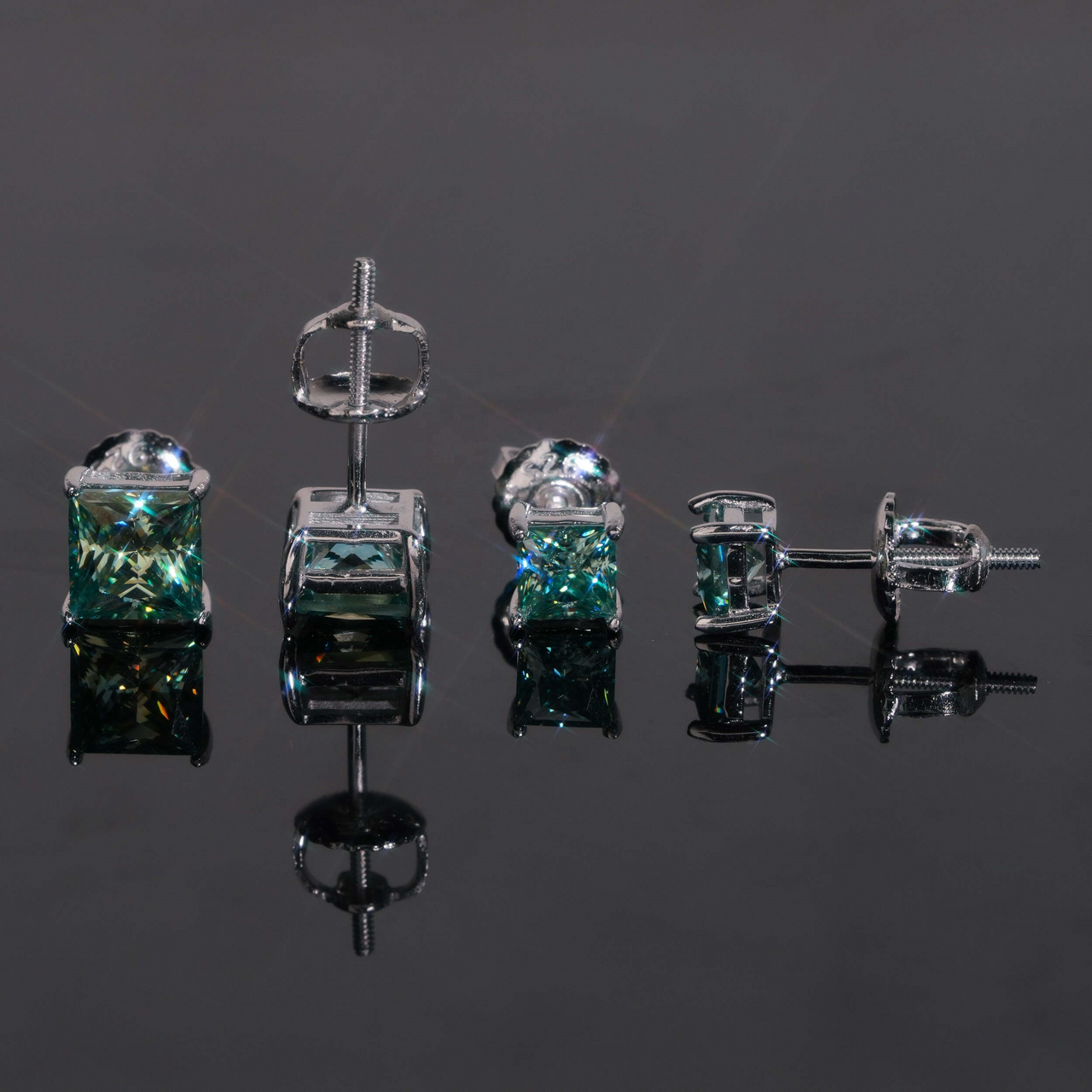 Pendientes de tuerca cuadrados con corte princesa de diamantes de laboratorio – Oro de 14k