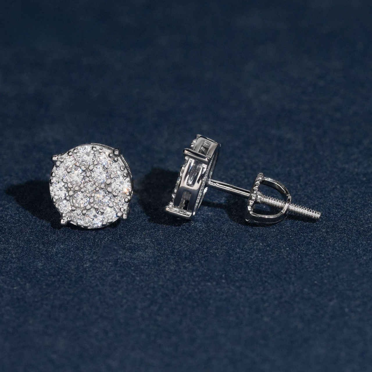 Pendientes de botón redondos de diamante cultivado en laboratorio – Oro de 14k