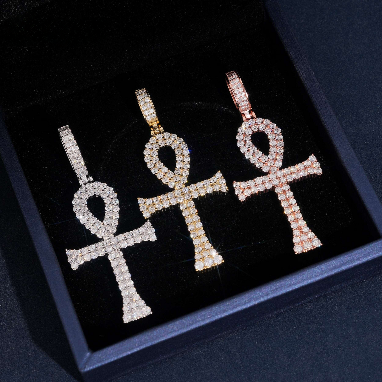 Colgante Anj con Diamante de Laboratorio Talla Redonda – Oro de 14k