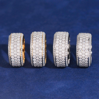 Anillo de eternidad de tres filas con pavé completo de diamantes de laboratorio – Oro de 14k