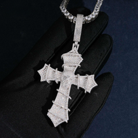 Dije Calavera con Cruz Diamante de Laboratorio – Oro de 14k