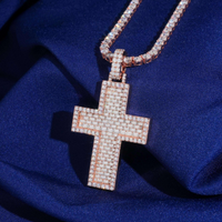 Colgante Cruz de Baguette con Diamante de Laboratorio – Oro de 14k