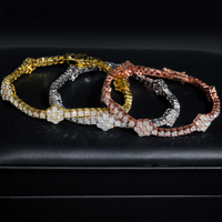 Pulsera de tenis con diamantes de laboratorio en forma de flor para mujer - Oro de 14k