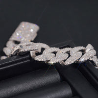Pulsera de eslabones cubanos con mosaico de diamantes de laboratorio VVS invertidos de 15 mm - Oro de 14k