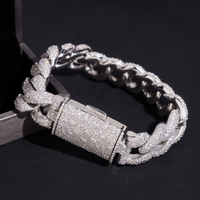 Pulsera de eslabones cubanos de 18 mm con incrustaciones de mosaico y diamantes de laboratorio – Oro de 14k