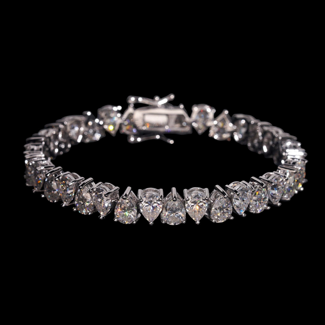 Pulsera de tenis de oro de 14k con diamantes de laboratorio talla pera, color D, VVS