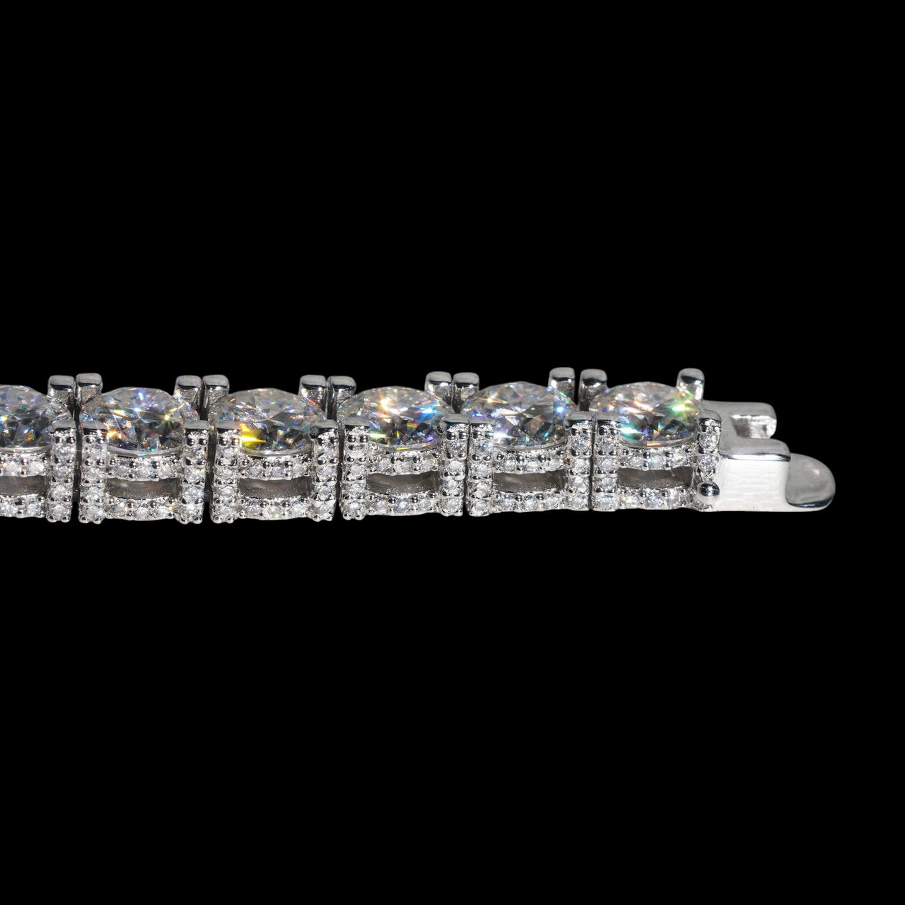 Pulsera de tenis con halo de diamantes de laboratorio – Oro de 14k