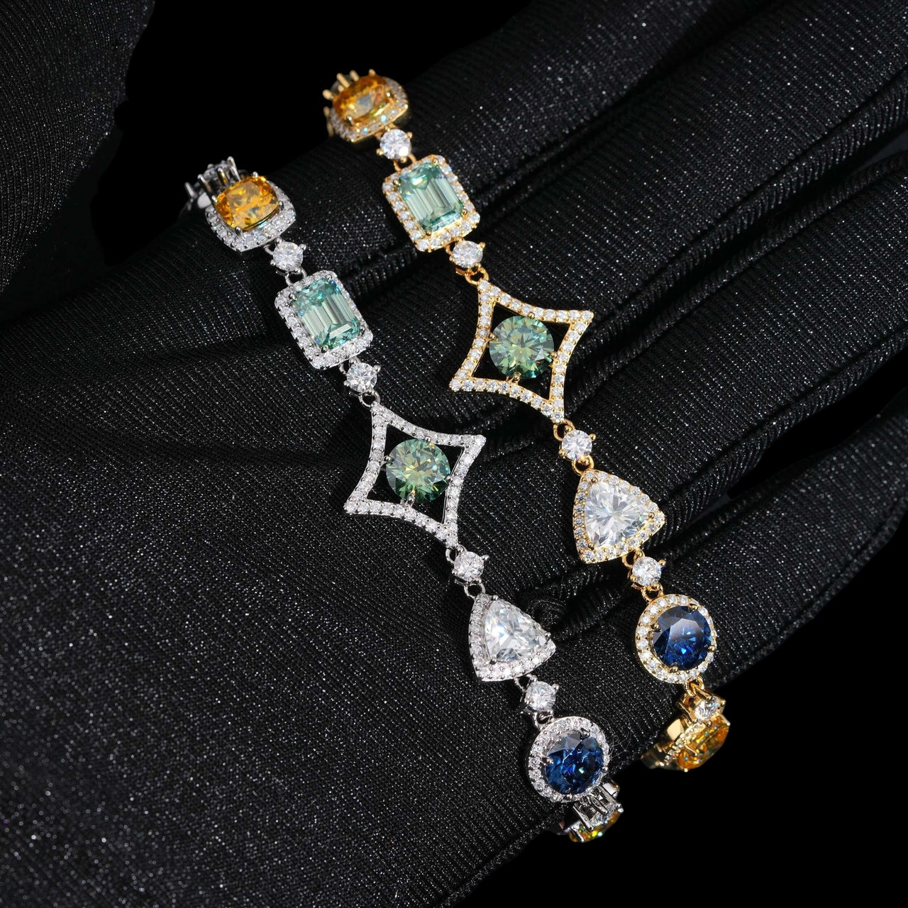 Brazalete con diamantes cultivados de laboratorio, diseño de halo multicolor y baño de oro de 14k