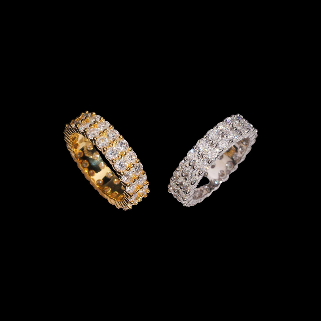 Anillo de eternidad de diamantes cultivados en laboratorio de 2 filas con puntero – Oro de 14k
