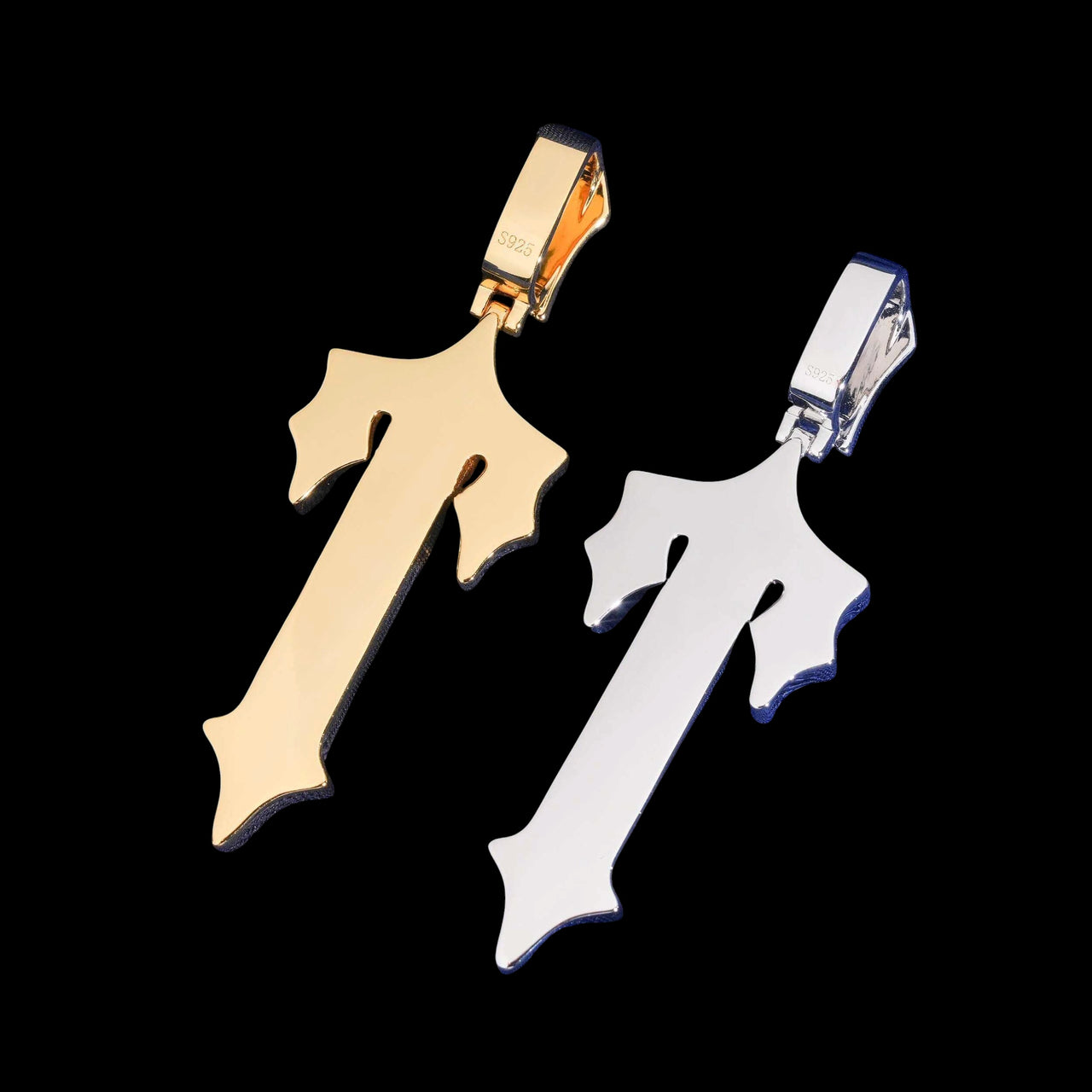 Colgante del logotipo de Trapstar con diamantes de laboratorio – Oro de 14k
