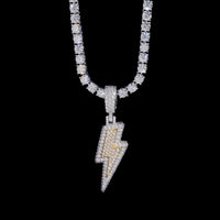 Colgante Rayo con Diamante Creado en Laboratorio – Oro de 14k