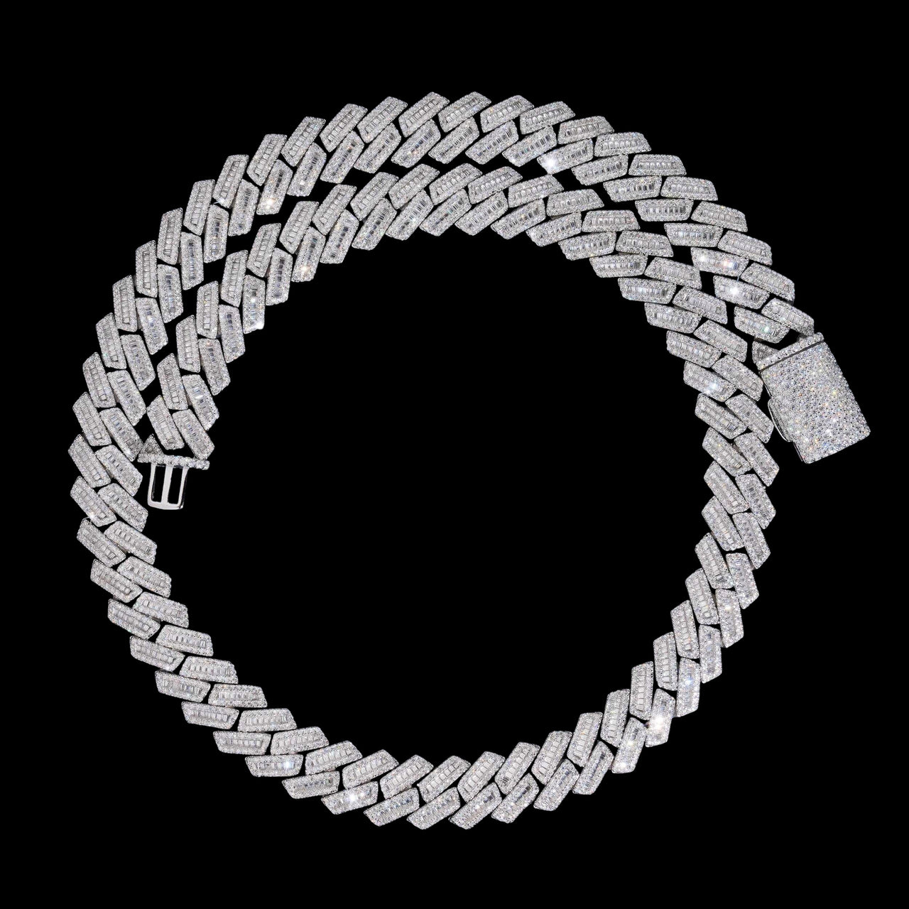 Cadena Cubana de Eslabones con Pavé de Baguettes Pesadas de 16MM – Oro de 14k