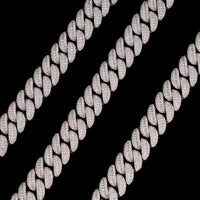 Collar de Eslabones Cubanos Pavé Completo de 13 mm – Oro de 14k