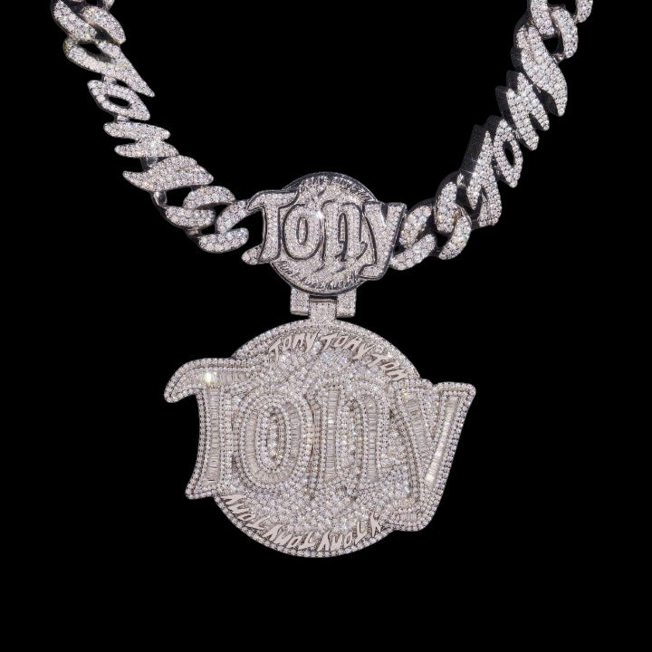 Colgante circular personalizado pesado con diamantes de laboratorio – Oro de 14k