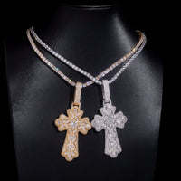 Colgante de cruz con diamantes de laboratorio de talla marquesa y pera, de oro de 14k