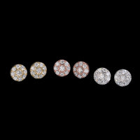 Pendientes de Botón con Diseño Floral Redondo y Pavé de Diamantes de Laboratorio - Oro de 14k