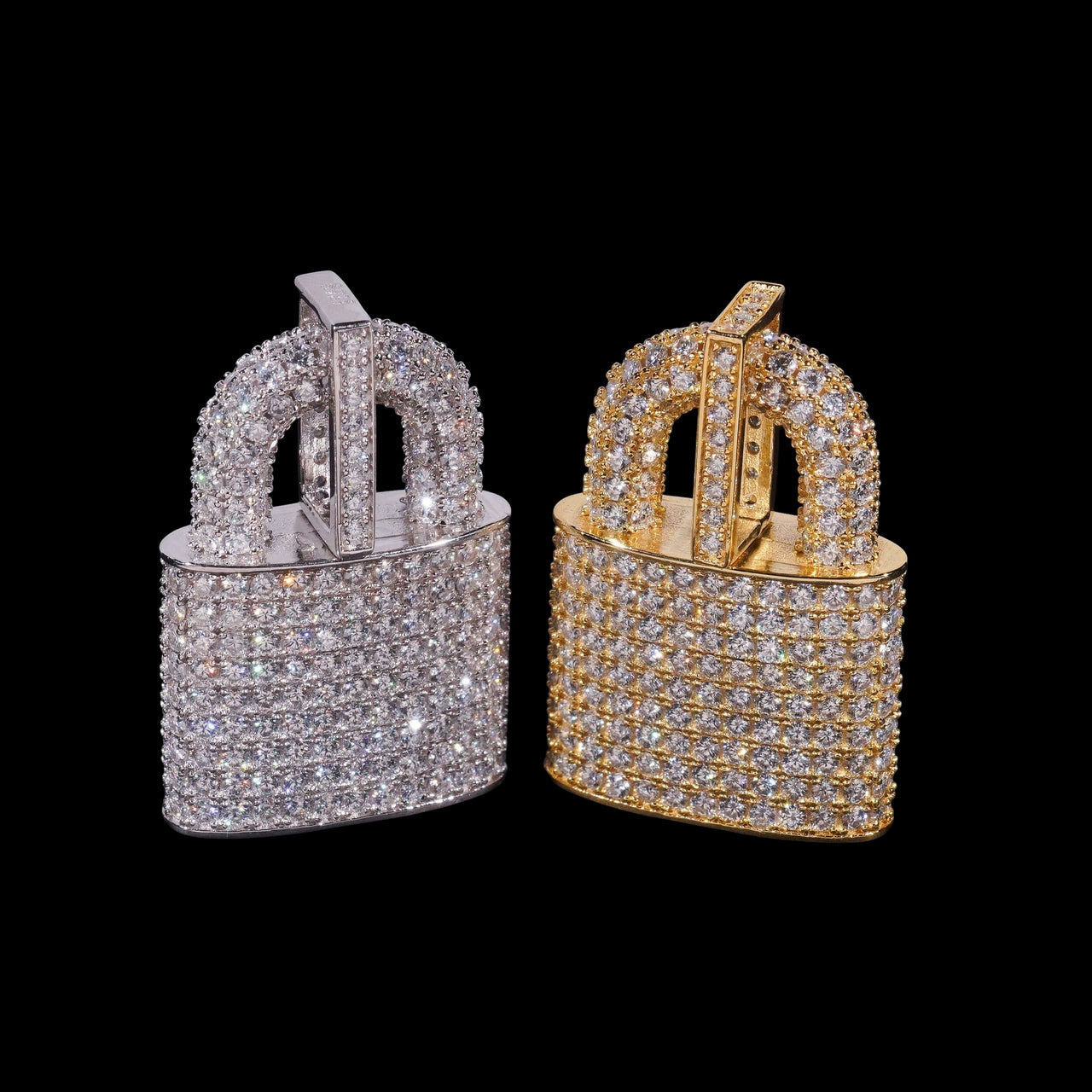 Dije de candado con diamante de laboratorio – Oro de 14k