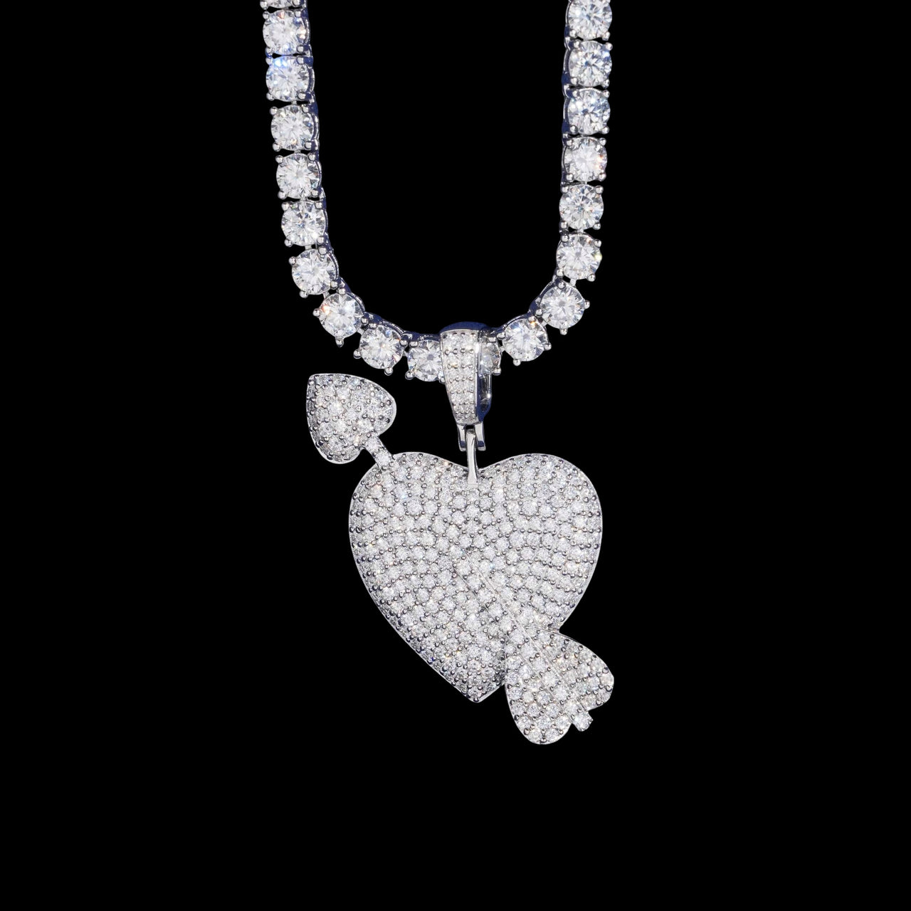 Colgante Corazón Flecha Diamante Creado en Laboratorio – Oro de 14k