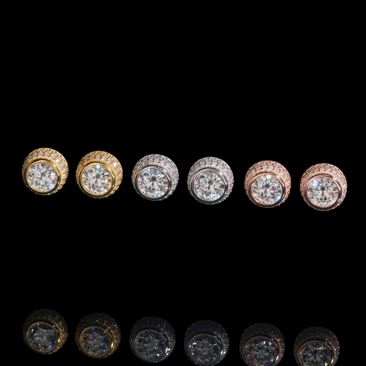 Pendientes de botón con forma de círculo y doble halo con pavé de diamante cultivado – Oro de 14k