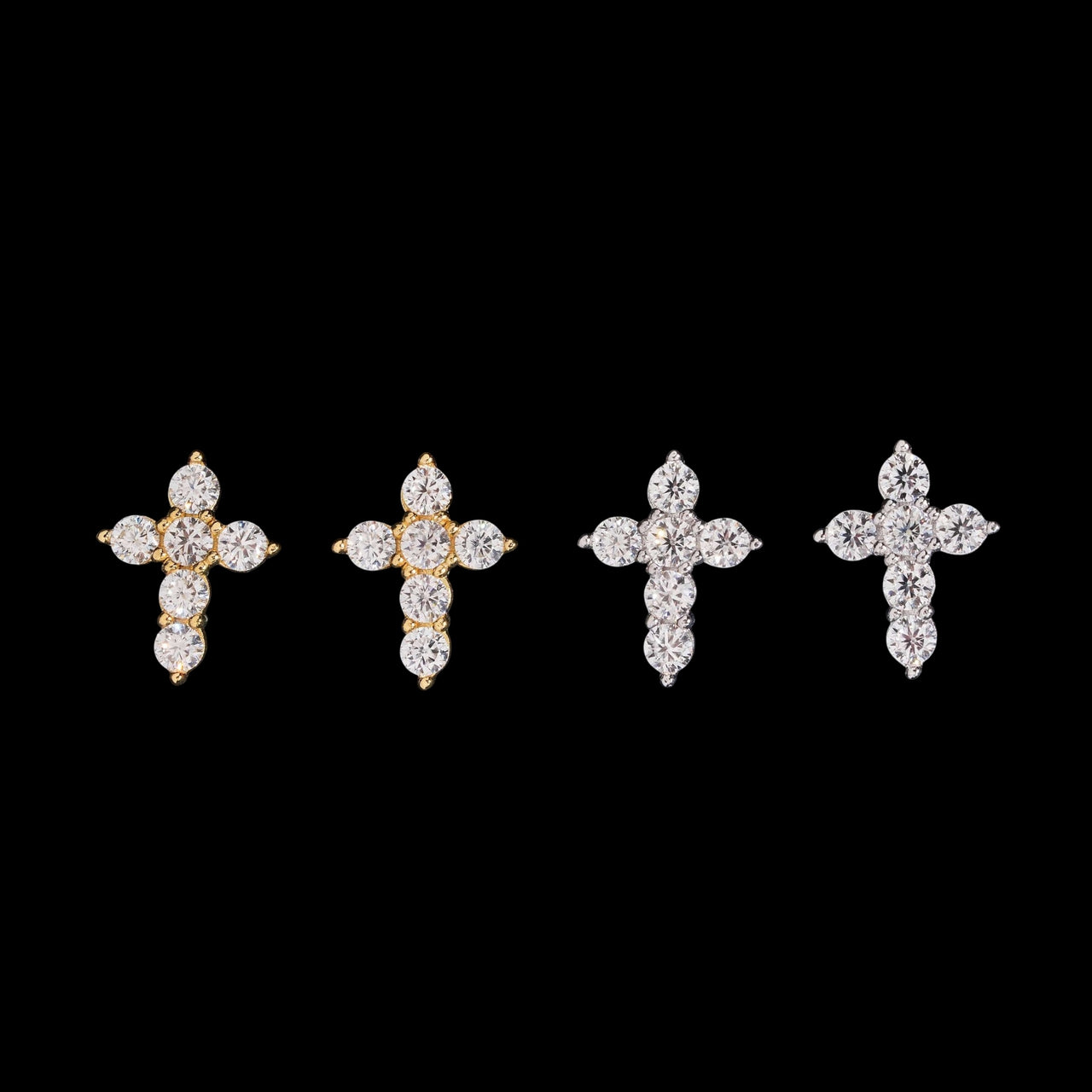 Pendientes de Tachuela Cruz Pavé con Diamantes de Laboratorio – Oro de 14k