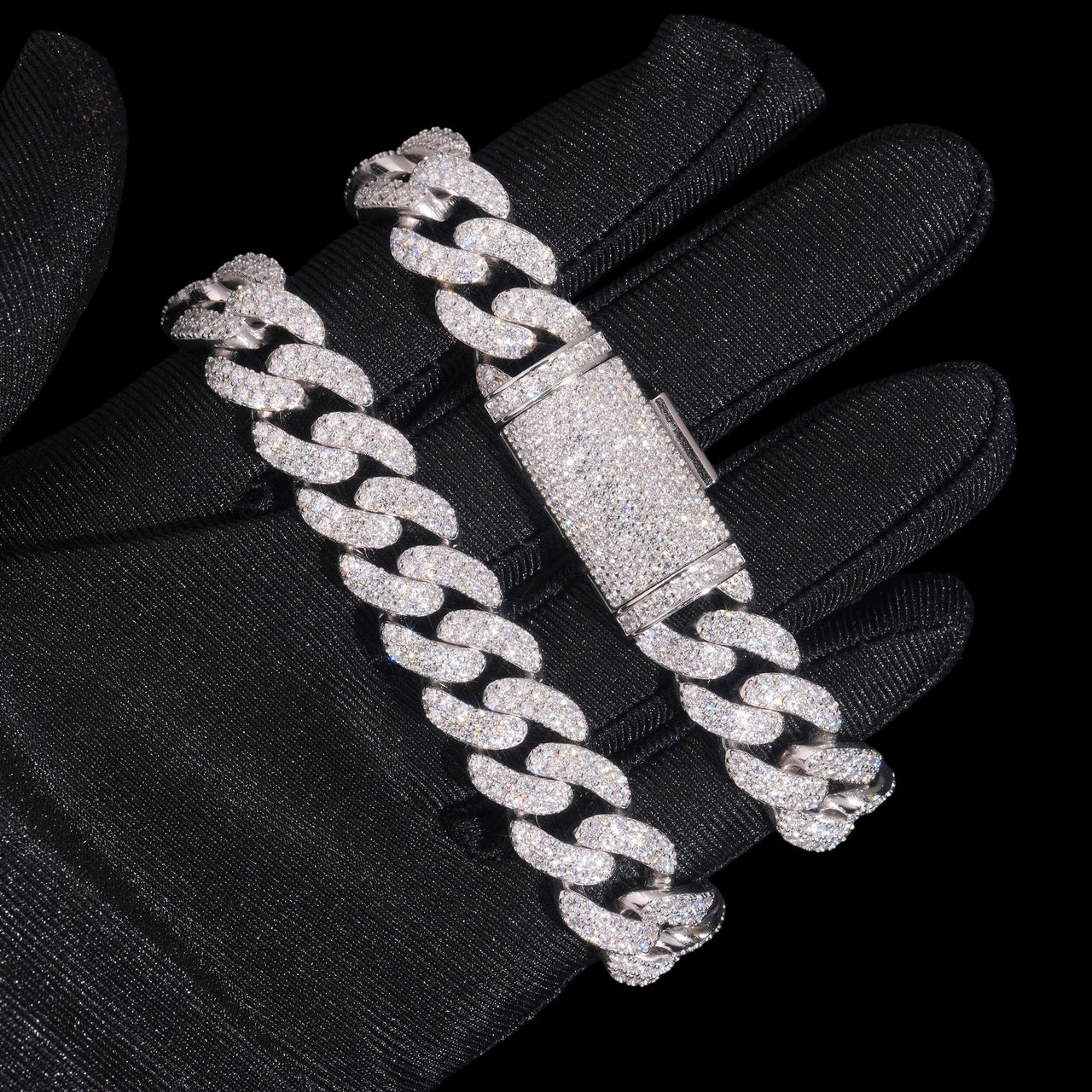 Pulsera de eslabones cubanos de 12 mm y 2 hileras con diamantes de laboratorio – Oro de 14k